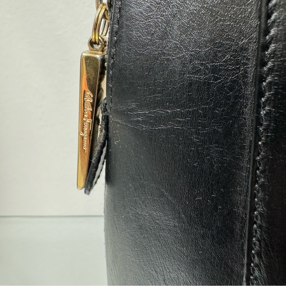 **SOLD**Salvatore Ferragamo Vintage Bag - Picture 6 of 9